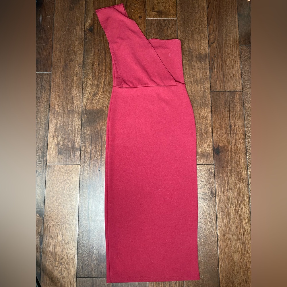 Pretty little thing one shoulder dress burgundy size 8